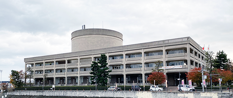 マイナ・アシストを導入した兵庫県宝塚市の本庁舎