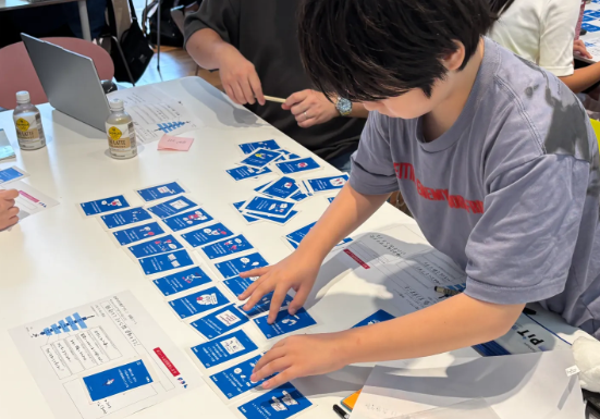 ナッジカードを使ったワークショップの様子