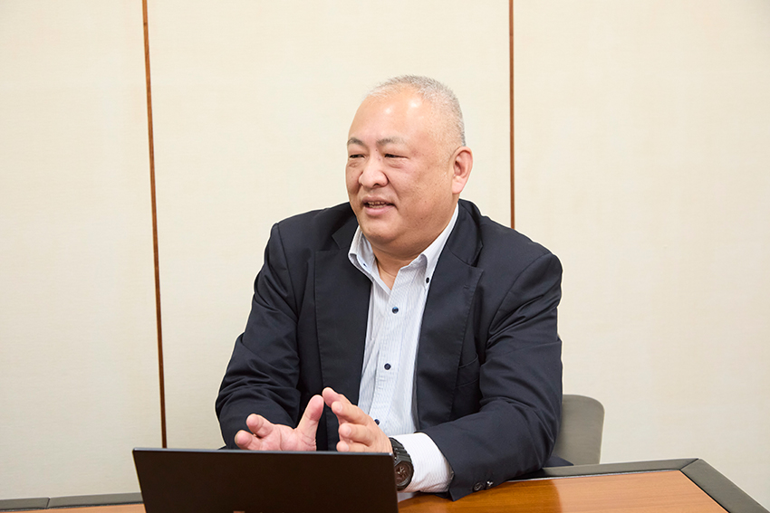 野中さま　インタビューの様子