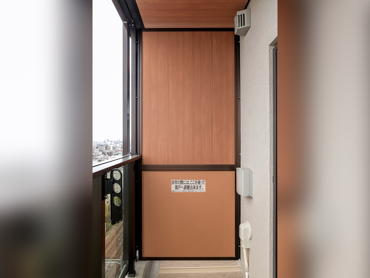 隔て板がマンションの個性を活かす－施工事例と役割を解説