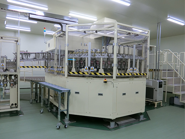 Spouted pouch filling systems